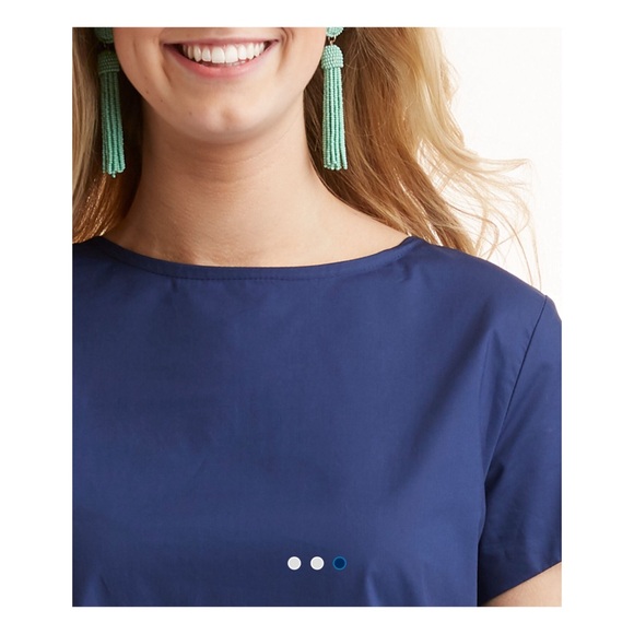 SET OF 2 VINEYARD VINES SHORT SLEEVE BOW BACK DRESS SIZE S and TSHIRT IN SIZE XS - Picture 3 of 8